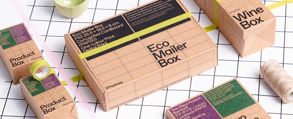 Gamme d’emballages Packhelp : Eco Mailer Box, Product Box et Wine Box avec ruban imprimé et ficelle